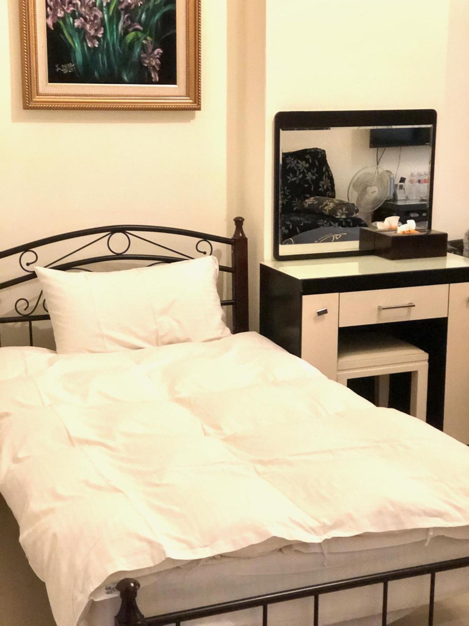 Green Window Homestay綠窗小築天安居民宿 Hualien City Ngoại thất bức ảnh
