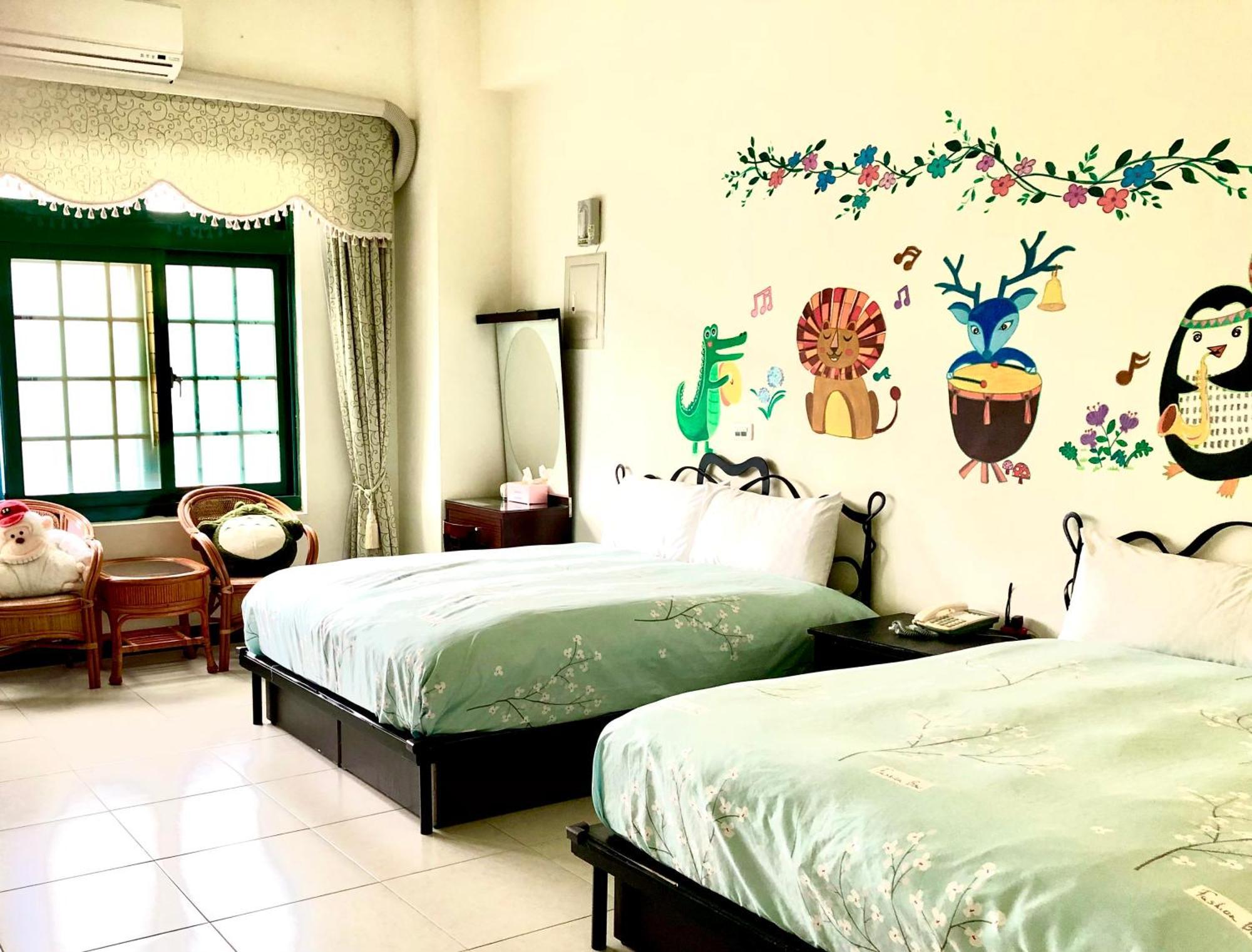 Green Window Homestay綠窗小築天安居民宿 Hualien City Ngoại thất bức ảnh