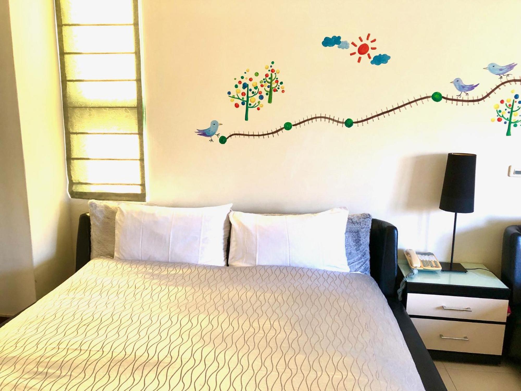 Green Window Homestay綠窗小築天安居民宿 Hualien City Ngoại thất bức ảnh